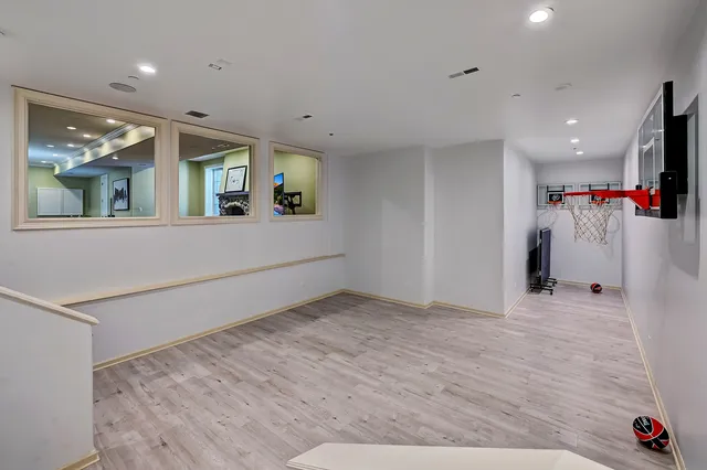 $3,200,000 | 4736 Grand Avenue, Western Springs, IL 60558