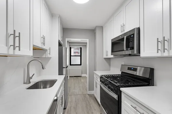 $2,600 | 201 St Pauls Avenue, Unit 1J, Jersey City, NJ 07306