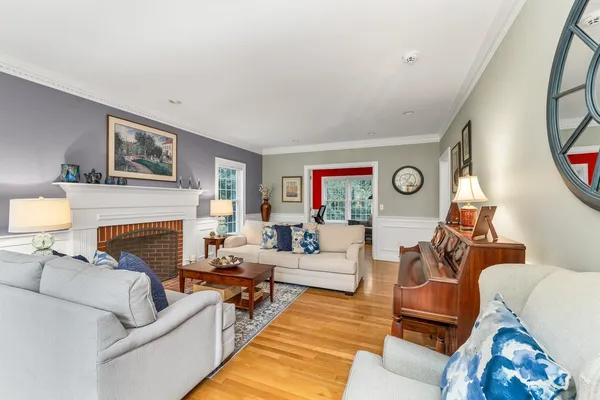 $1,249,900 | 3 Batchelder Lane, Hampton Falls, NH 03844