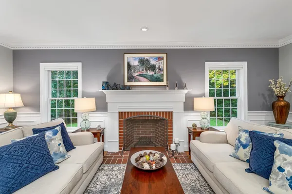$1,249,900 | 3 Batchelder Lane, Hampton Falls, NH 03844