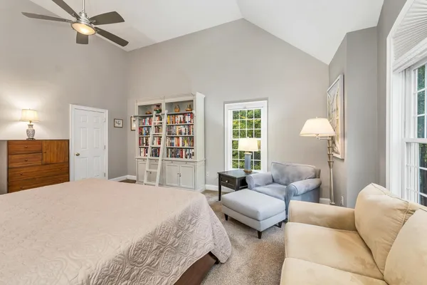 $1,249,900 | 3 Batchelder Lane, Hampton Falls, NH 03844