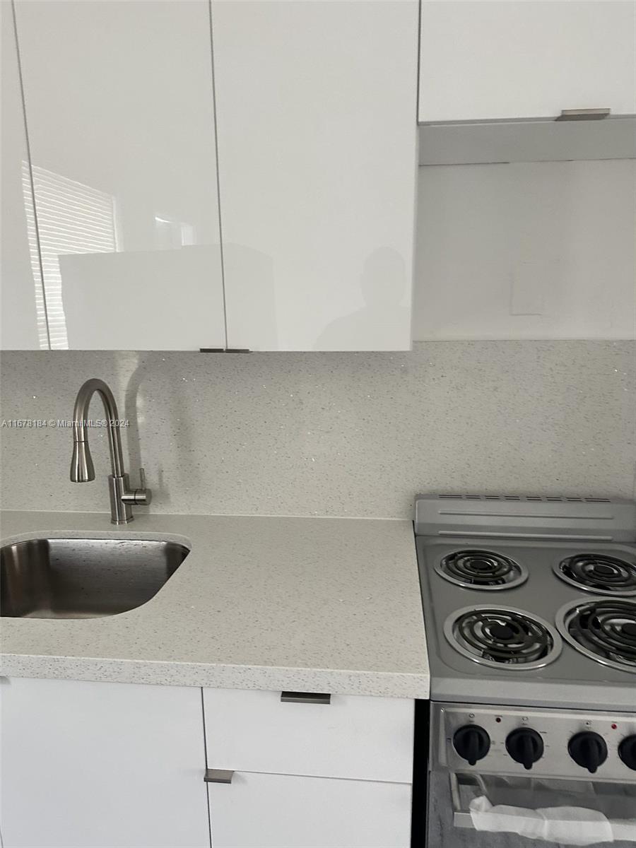 855 Northwest 3rd Terrace, Unit 2 Dania Beach, FL 33004 - Photo 6 of 10