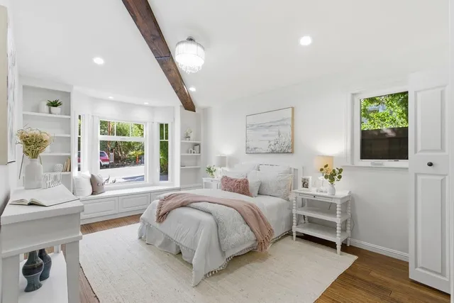 $3,925,000 | 2250 Carmelita Drive, San Carlos, CA 94070