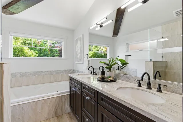 $3,925,000 | 2250 Carmelita Drive, San Carlos, CA 94070