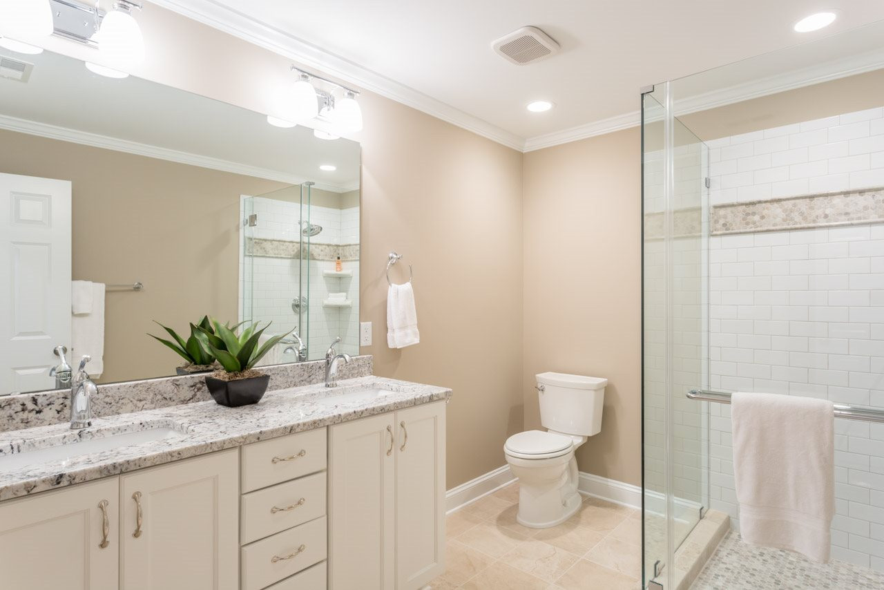 8704 Carriage Tour Lane Raleigh, NC 27615 - Photo 25 of 25 Guest bath