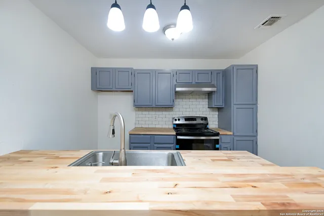 a view of a bathroom