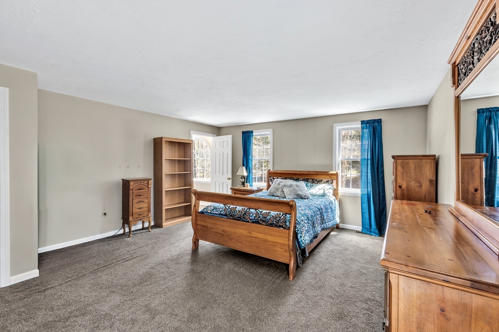 331 Braley Hill Road Rochester, MA 02770 - Photo 28 of 42