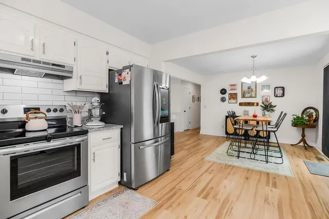 $350,000 | 12023 West 48th Street, Shawnee, KS 66216