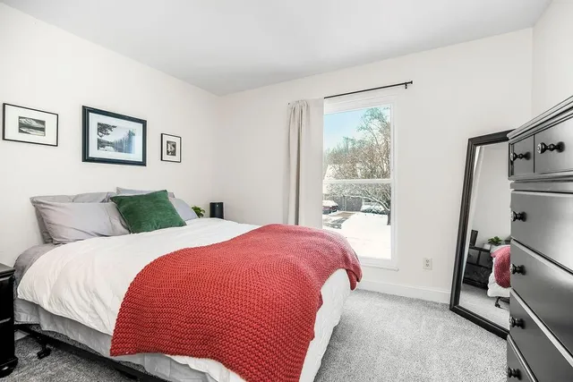 $350,000 | 12023 West 48th Street, Shawnee, KS 66216