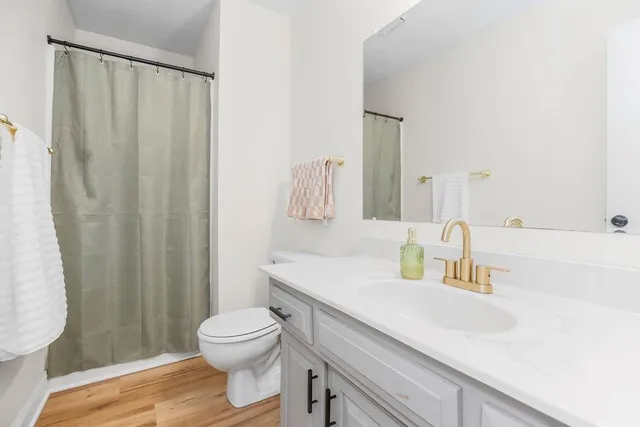 $350,000 | 12023 West 48th Street, Shawnee, KS 66216