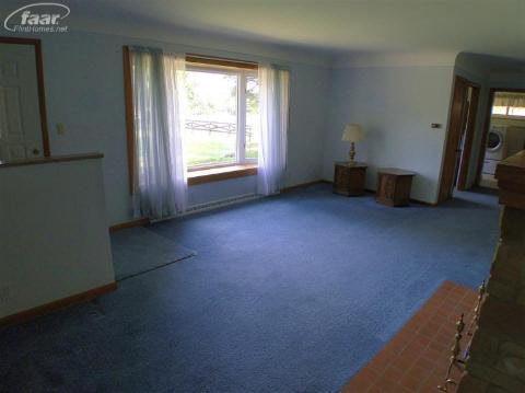 7106 Brewer Road Flint, MI 48507 - Photo 8 of 14 20166730-7.JPG