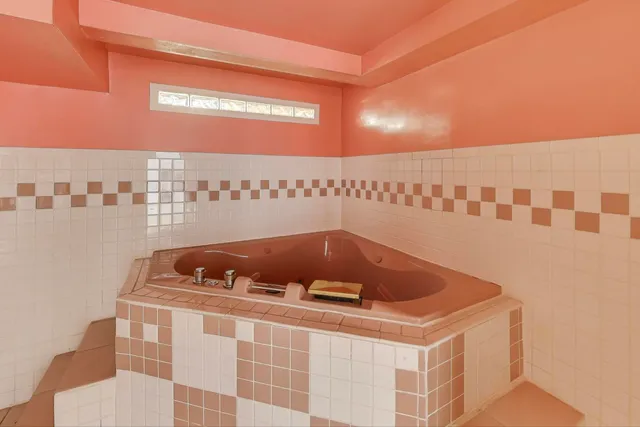 $425,000 | 1001 Elgin Avenue, Forest Park, IL 60130