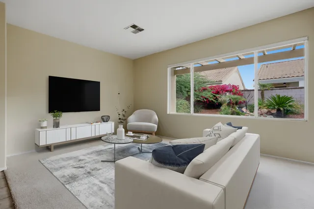 a view of livingroom with furniture