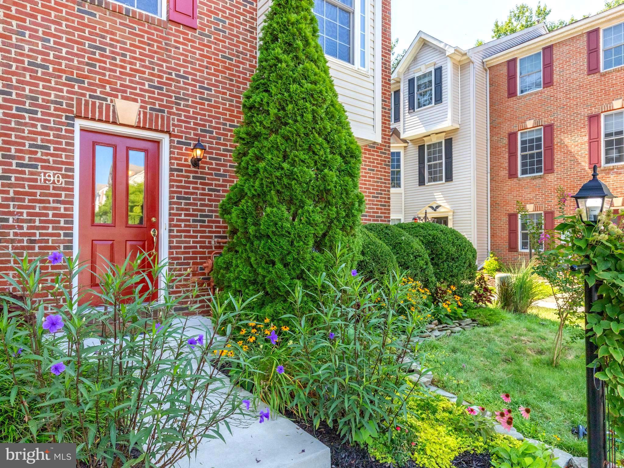 190 Tilden Way Edgewater, MD 21037 - Photo 3 of 27 Main Entrance Exterior
