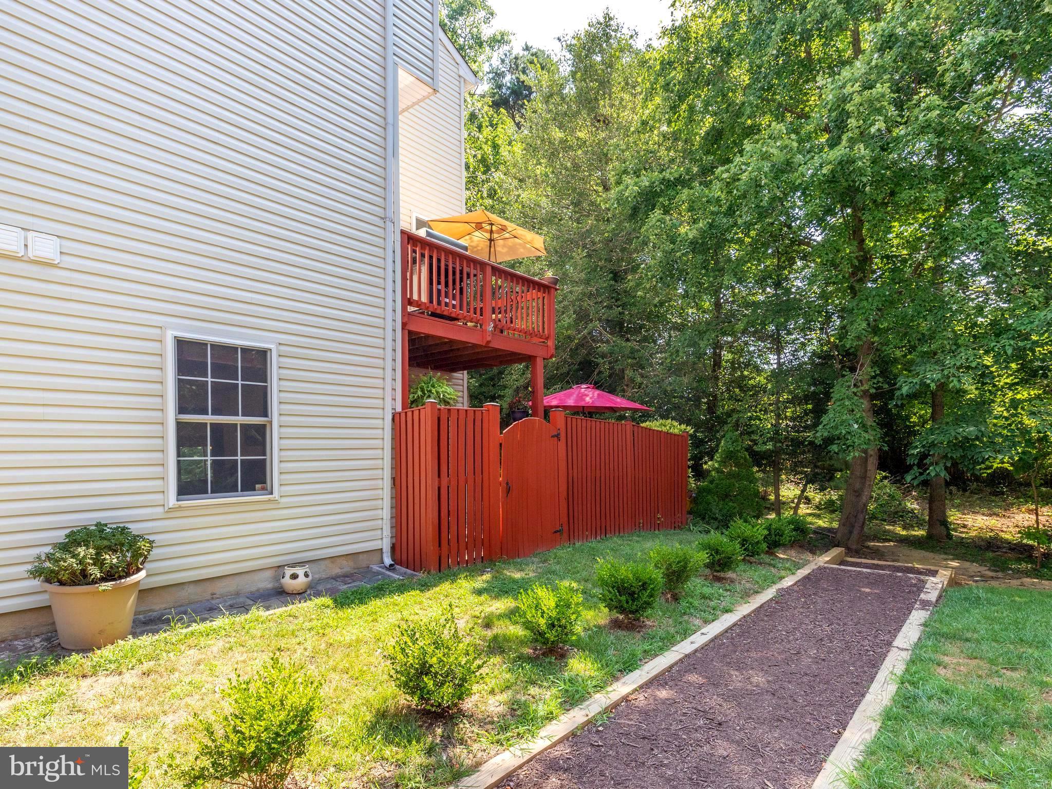 190 Tilden Way Edgewater, MD 21037 - Photo 22 of 27 Walkway to Wooded Common Area