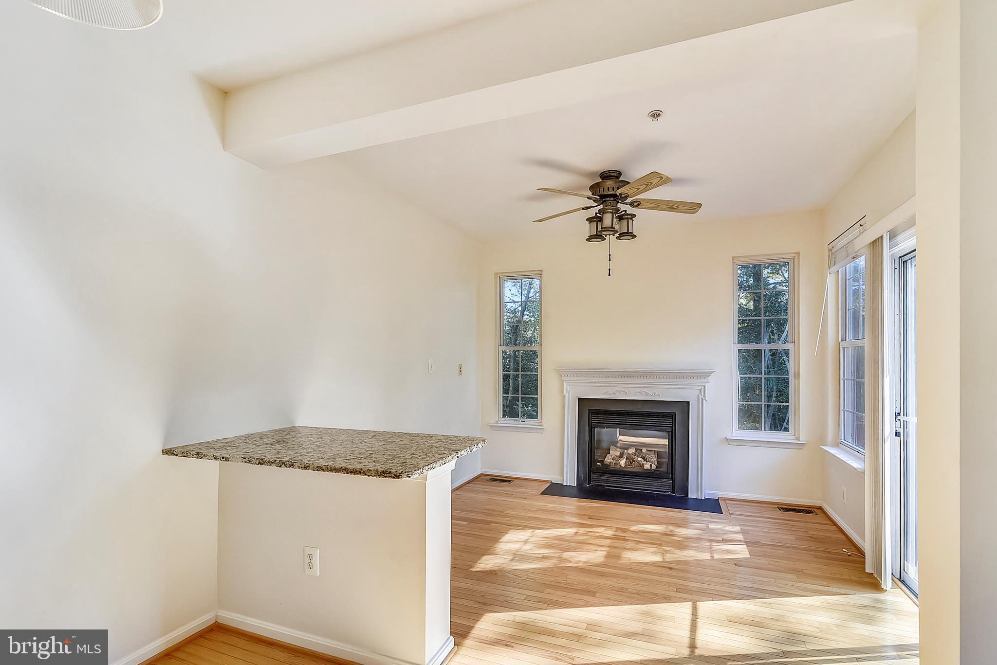 190 Tilden Way Edgewater, MD 21037 - Photo 7 of 27 Family Room off Kitchen