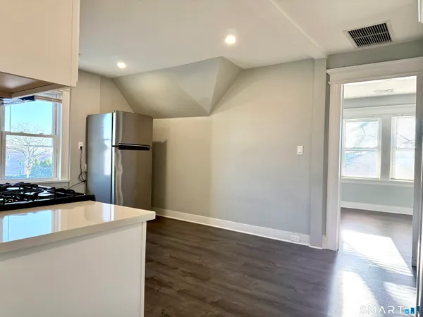 $1,800 | 7 Burritt Avenue, Stratford, CT 06615