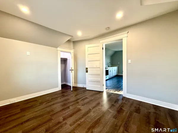 $1,800 | 7 Burritt Avenue, Stratford, CT 06615