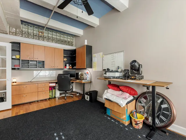 $336,500 | 1120 Texas Street, Unit 4B, Houston, TX 77002