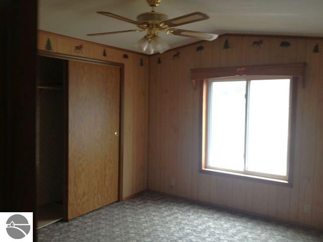 1260 East 46 Road Cadillac, MI 49601 - Photo 9 of 18 1743862-8.JPG