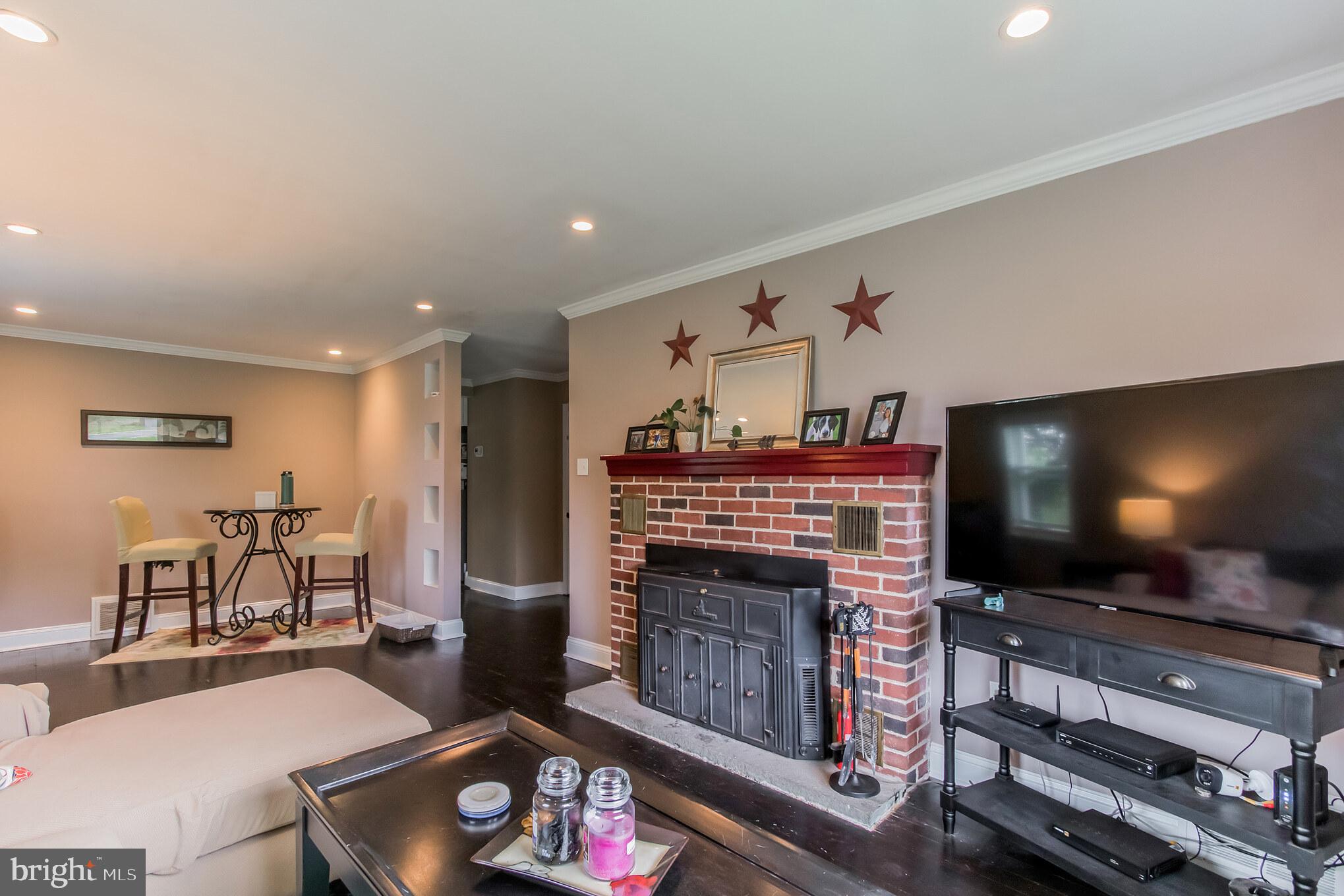 1647 Orlando Road Pottstown, PA 19464 - Photo 3 of 21 Gallery Image 3
