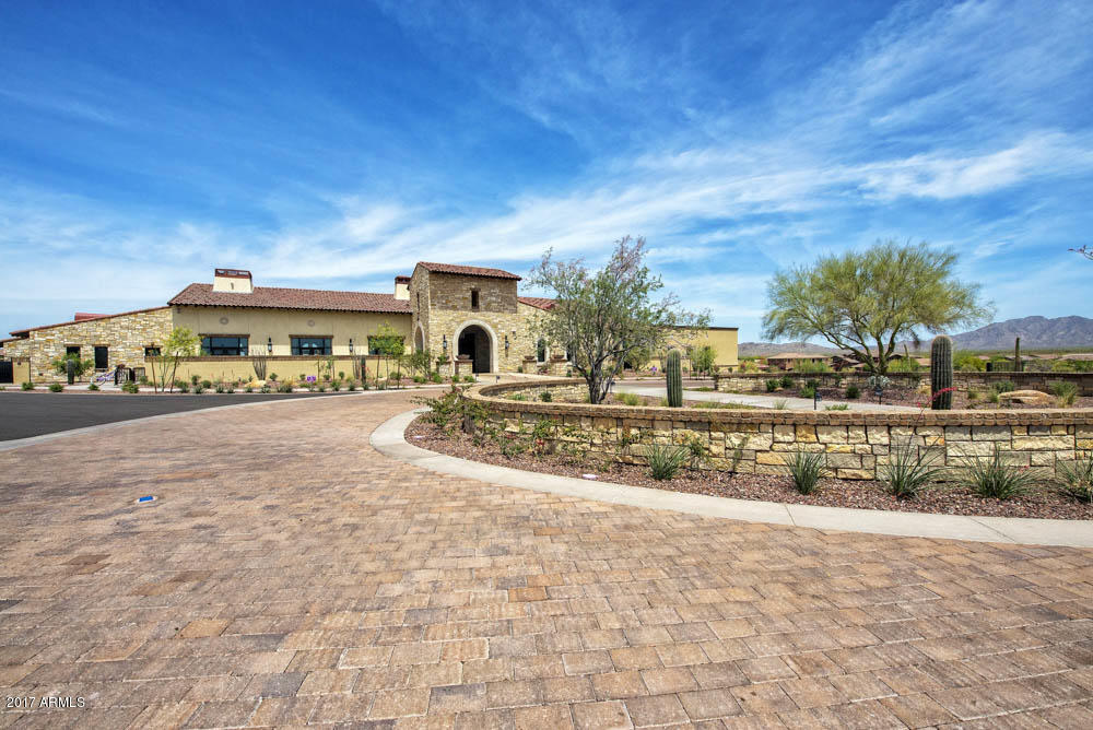 18317 West Raven Road Goodyear, AZ 85338 - Photo 16 of 20 LGI_Homes_EMR_Presidio (2 of 19)