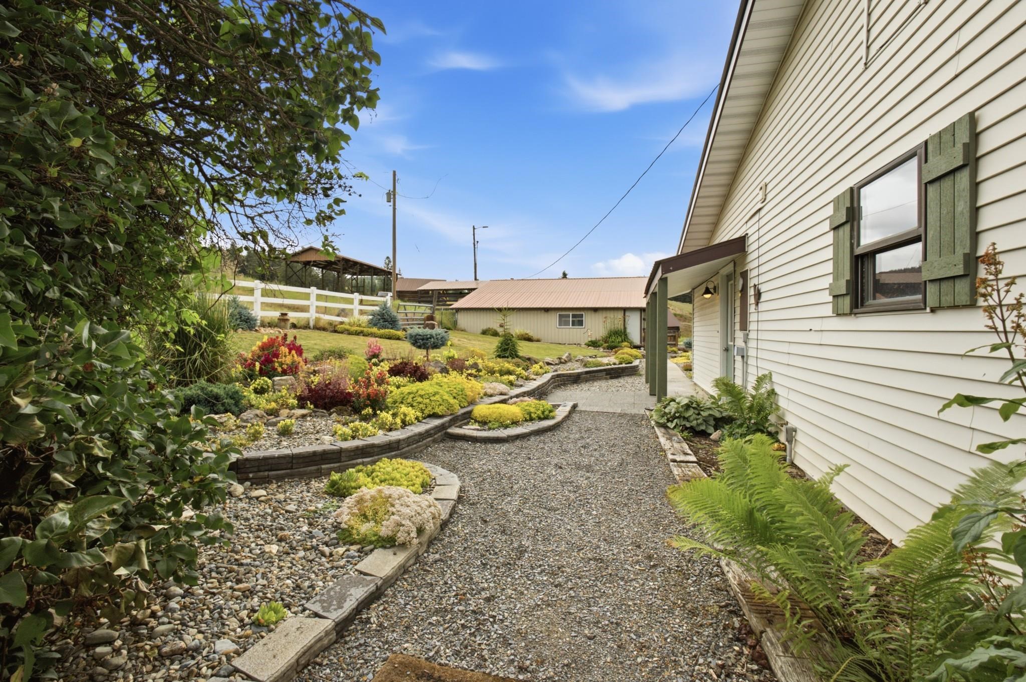 691 State Rte 20 Colville, WA 99114 - Photo 8 of 38