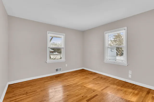 $150,000 | 3304 Spring Arbor Road, Jackson, MI 49203