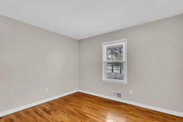 $150,000 | 3304 Spring Arbor Road, Jackson, MI 49203