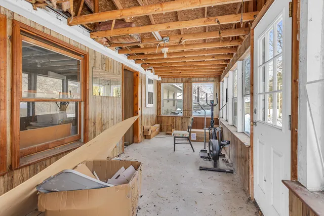 $150,000 | 3304 Spring Arbor Road, Jackson, MI 49203