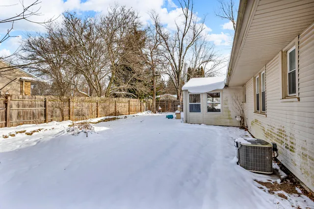 $150,000 | 3304 Spring Arbor Road, Jackson, MI 49203