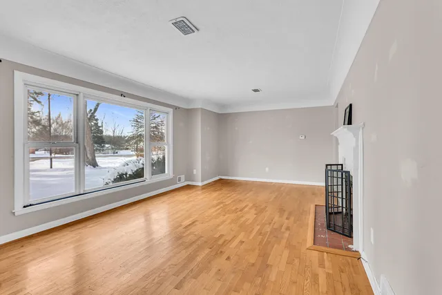 $150,000 | 3304 Spring Arbor Road, Jackson, MI 49203