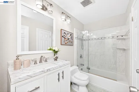$1,028,000 | 7361 Stonedale Drive, Pleasanton, CA 94588