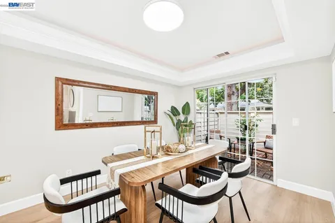 $1,028,000 | 7361 Stonedale Drive, Pleasanton, CA 94588