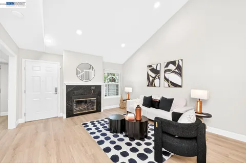 $1,028,000 | 7361 Stonedale Drive, Pleasanton, CA 94588