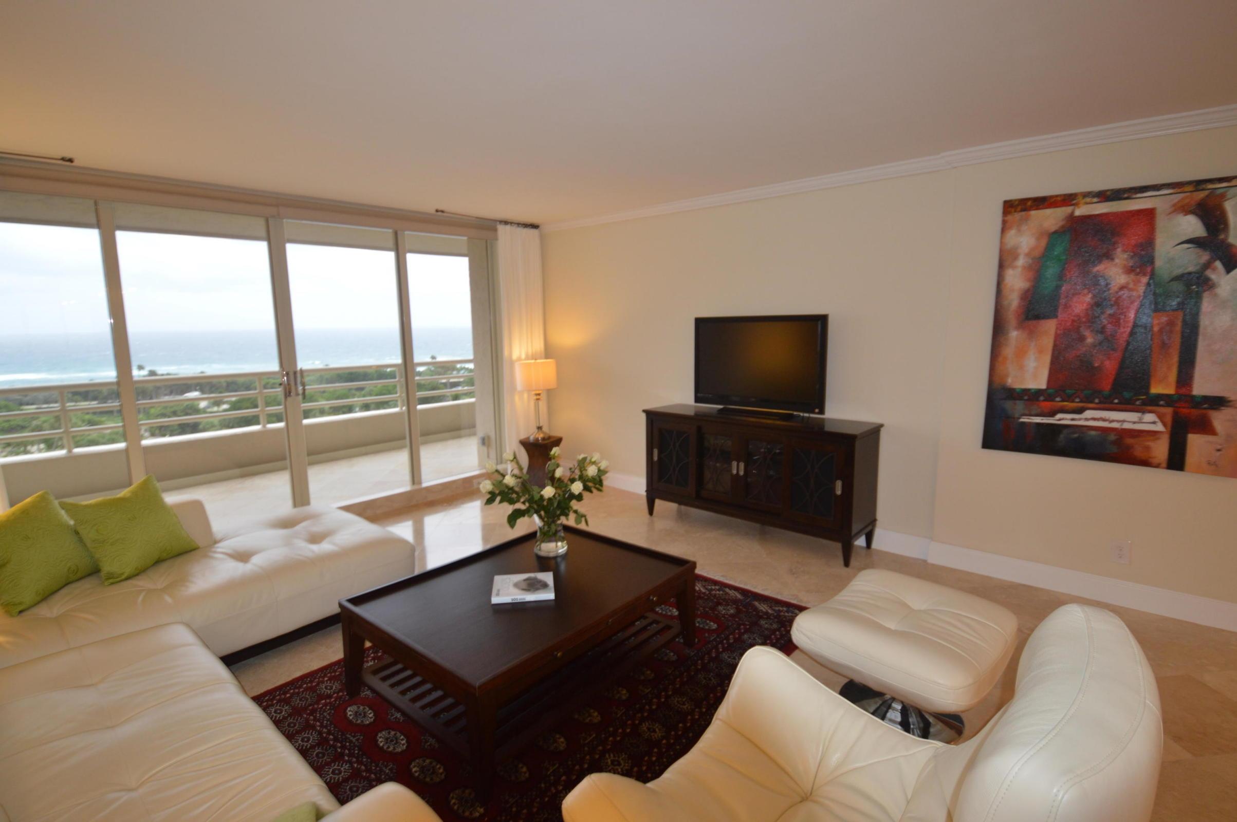 4101 North Ocean Boulevard, Unit D902 Boca Raton, FL 33431 - Photo 8 of 28 Living Room