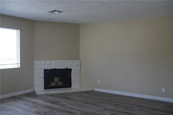 $1,100 | 6966 Issac Avenue, Unit 4, Las Vegas, NV 89156