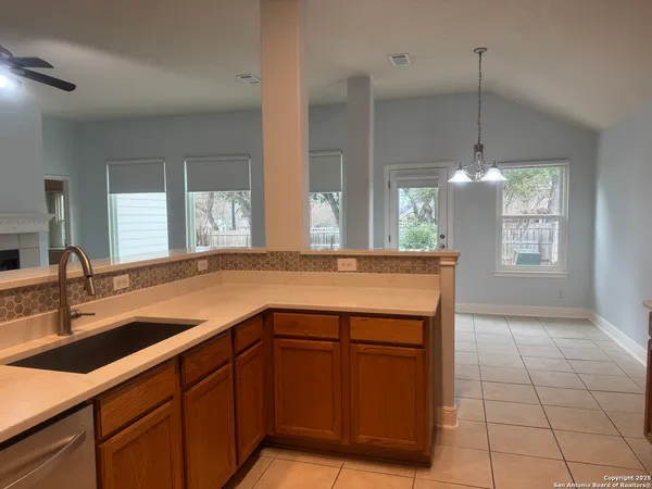 $2,100 | 11410 Fair Hollow Drive, San Antonio, TX 78249