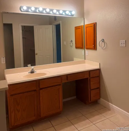 $2,100 | 11410 Fair Hollow Drive, San Antonio, TX 78249