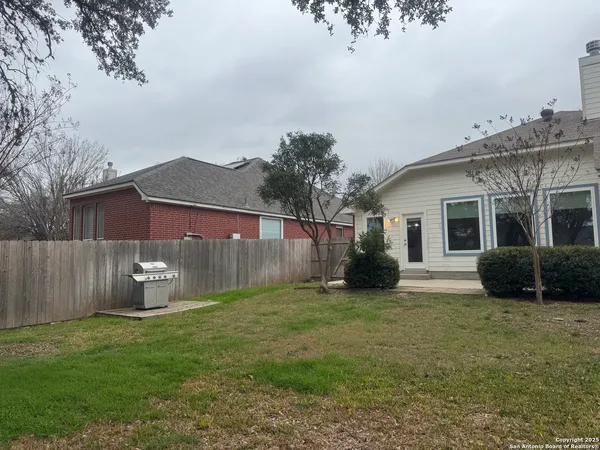 $2,100 | 11410 Fair Hollow Drive, San Antonio, TX 78249