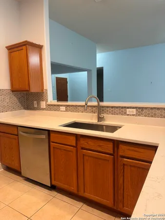 $2,100 | 11410 Fair Hollow Drive, San Antonio, TX 78249