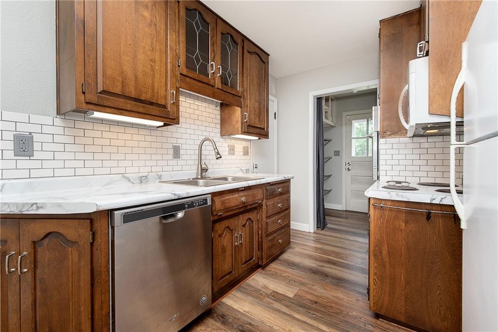 3328 Manor Road Anderson, IN 46011 - Photo 11 of 29 Gallery Image 11