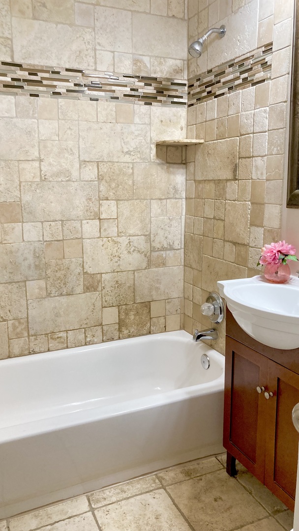 207 Village Road Hinsdale, IL 60521 - Photo 15 of 20