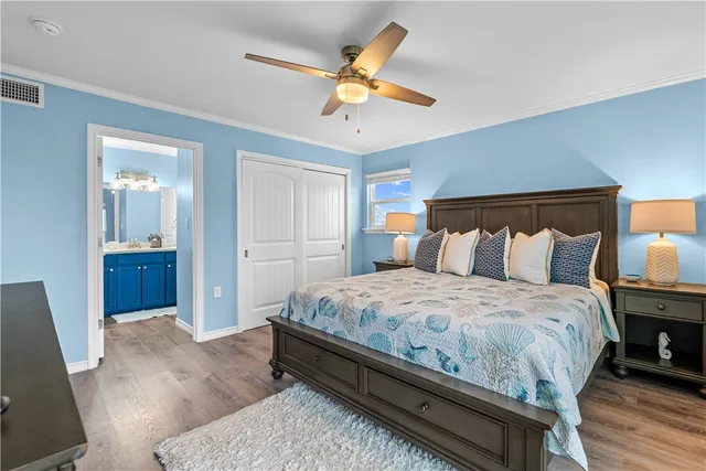 $415,000 | 800 Beach Access Road, Unit 203, Port Aransas, TX 78373