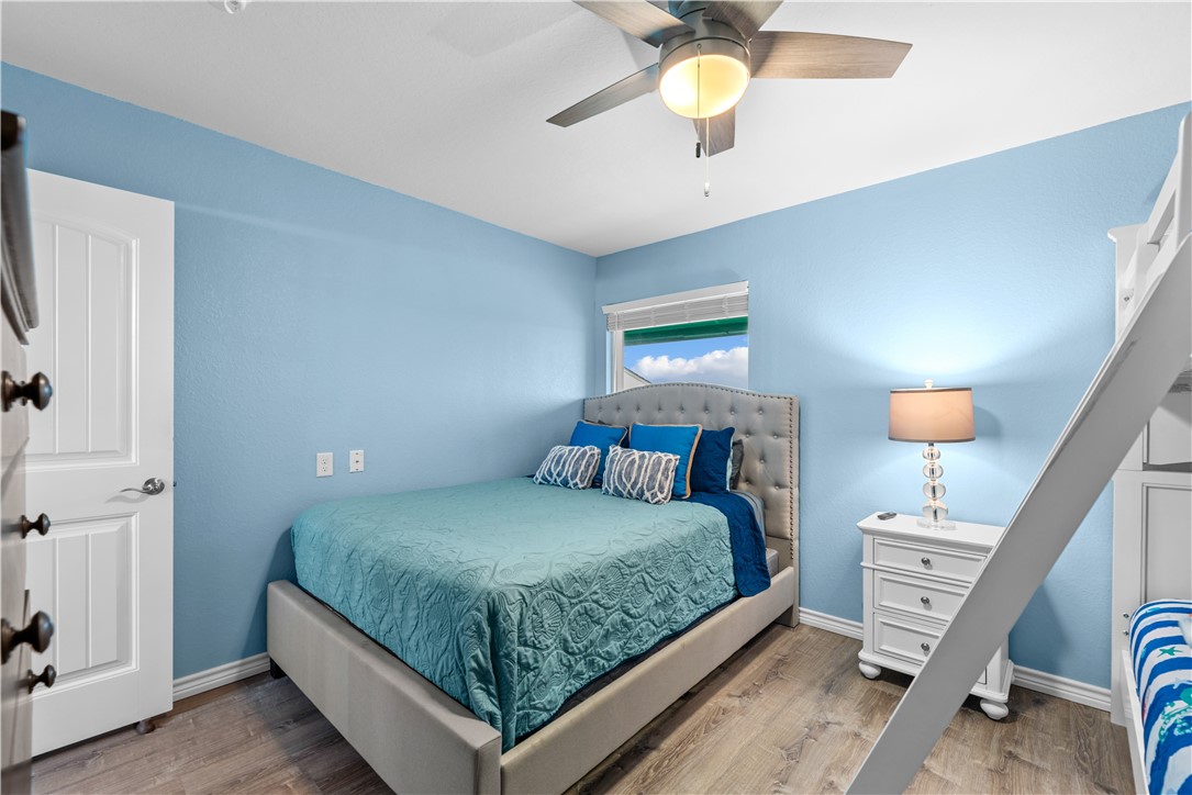 800 Beach Access Road, Unit 203 Port Aransas, TX 78373 - Photo 18 of 38