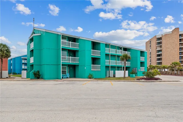 $415,000 | 800 Beach Access Road, Unit 203, Port Aransas, TX 78373