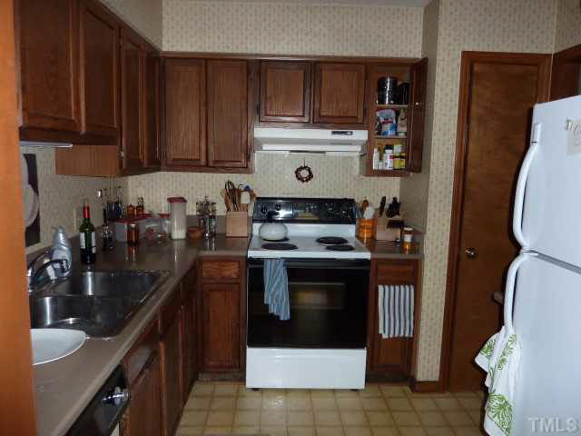 415 Jones Franklin Road Raleigh, NC 27606 - Photo 9 of 23