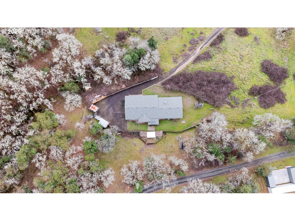 8981 Garden Valley Road Roseburg, OR 97471 - Photo 24 of 34