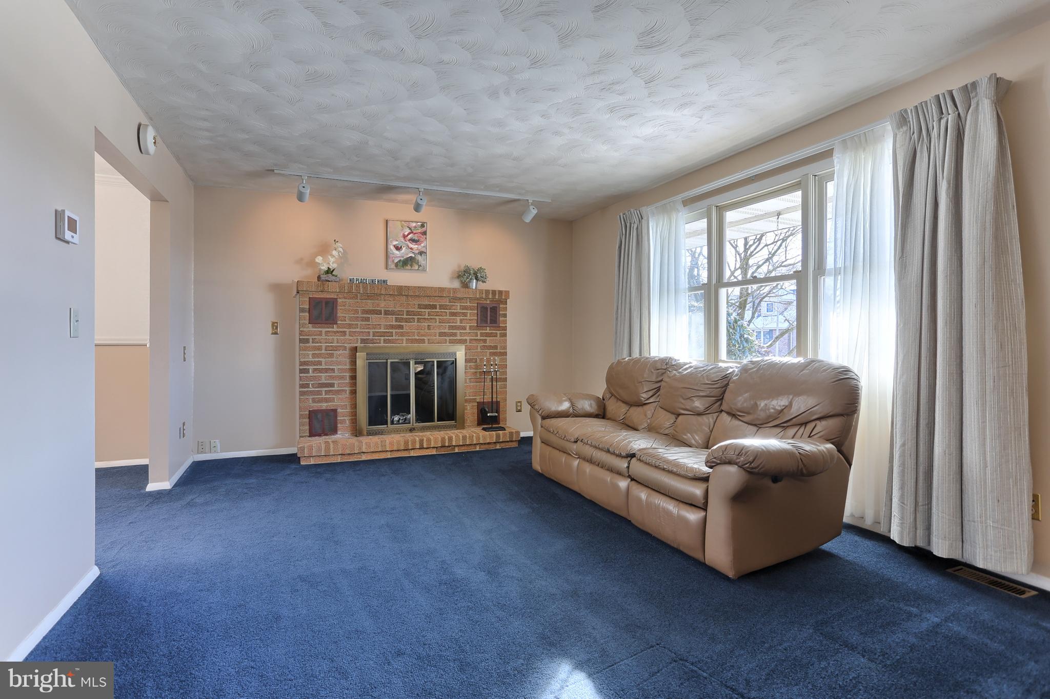 391 Oaklyn Road Lebanon, PA 17042 - Photo 4 of 56 Gallery Image 4