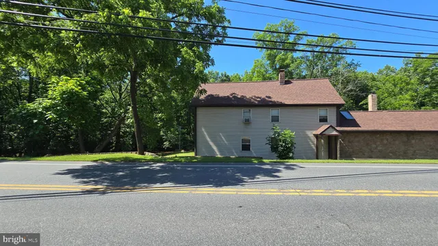 $375,000 | 770 Gravel Pike, Palm, PA 18070